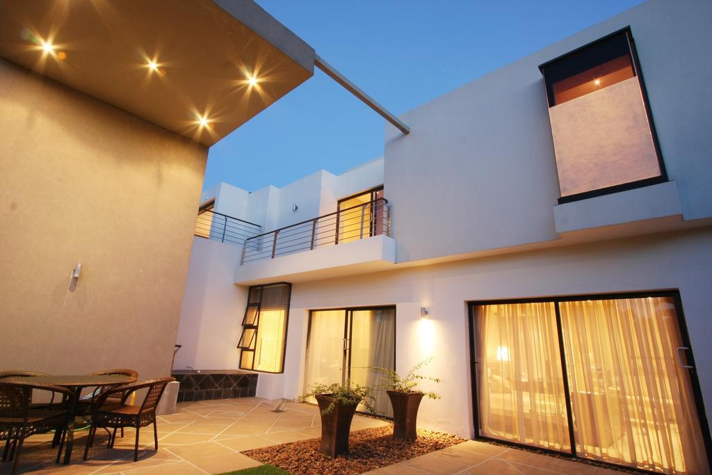 Hotel Laluxe Durban Esterno foto