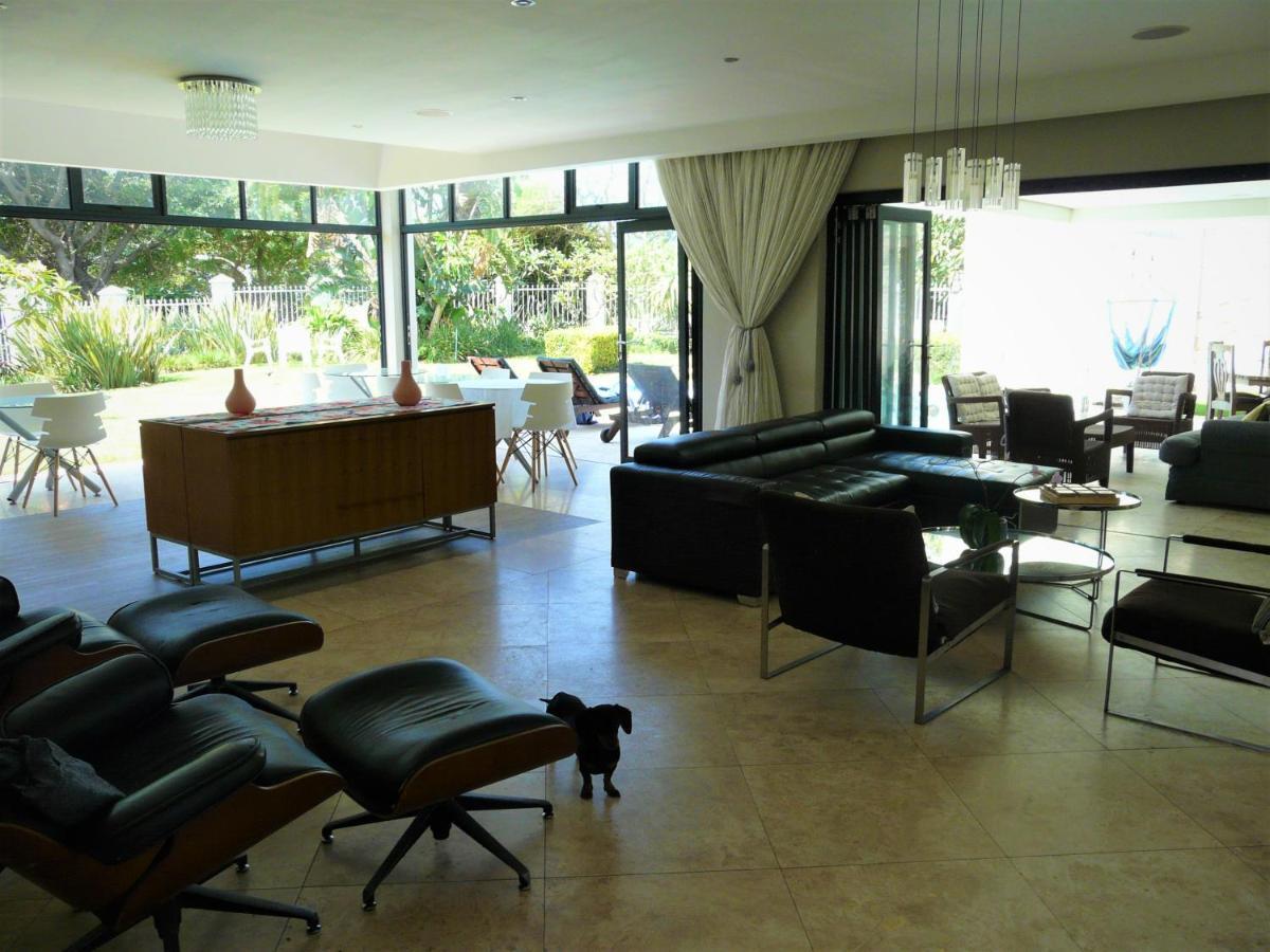 Hotel Laluxe Durban Esterno foto